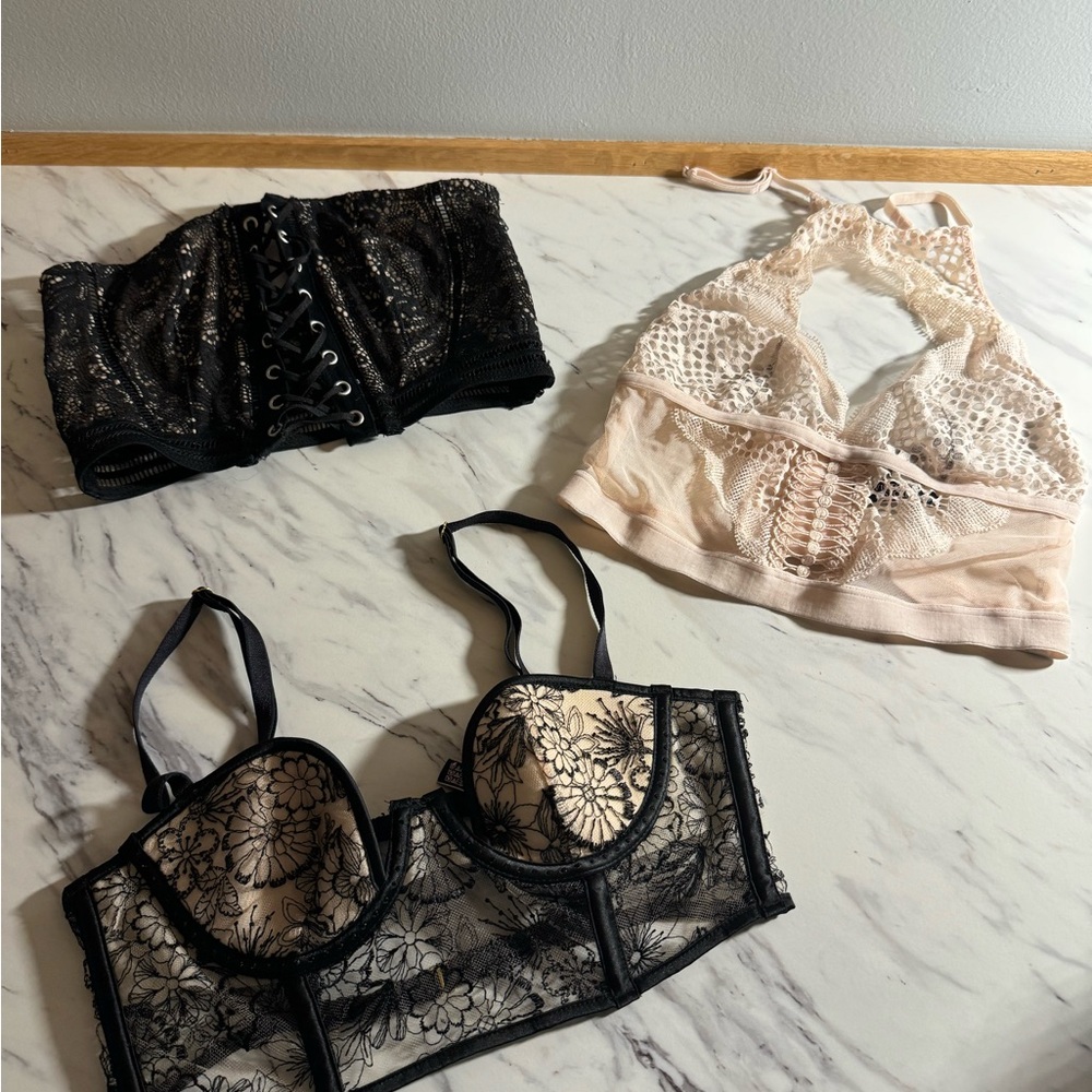 Victorias secret lingerie bra lot size xs
